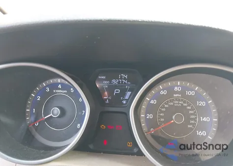 2011 Hyundai Elantra Limited (Ulsan Plant) from USA, damaged, VIN KMHDH4AE2BU168855